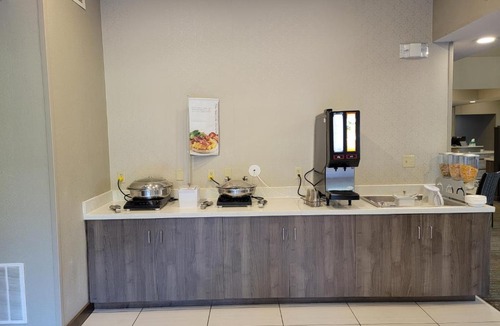 Wayne Hotel | Residence Inn Indianapolis Airport