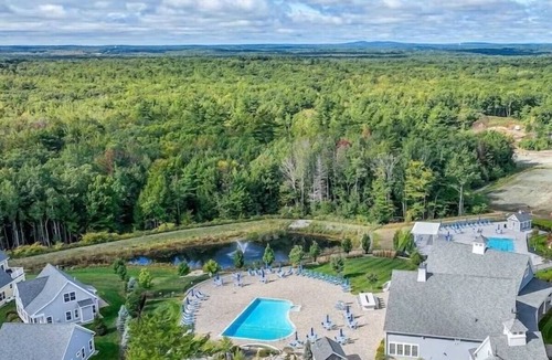 Arundel Cottage | Resort amenities, 2 heated pools, 15 mins to the beaches, game room, club house