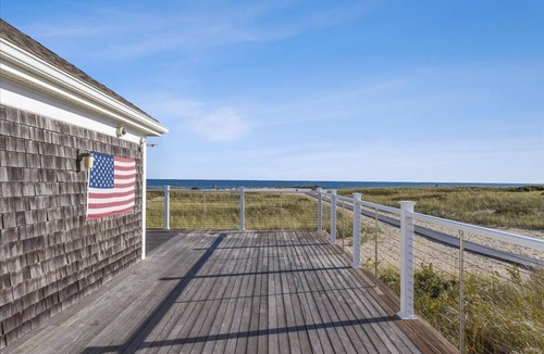 Northwest Harwich Condo | Resort-Style Condo with Water Views, Private Beach-Ideal for Long Stays!