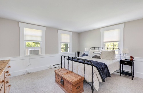 Northwest Harwich House | Restored 1830s Era Home - Close to Nantucket Sound