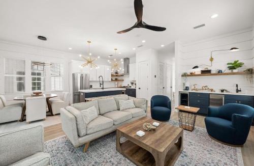 Santa Rosa Beach House | Retreat Villa by Vakanzia Retreats
