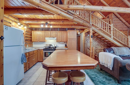 Rhinelander Cabin | Rhinelander Waterfront Cabin w/Deck & Fire Pit!