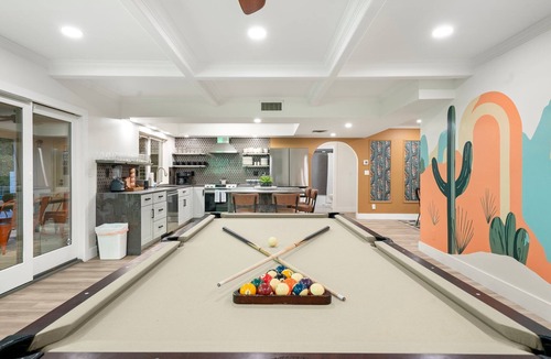 Paradise Valley Village House | Rio Resort