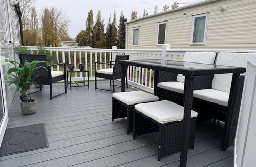 Great Houghton House | River Meadows Retreat. Contemporary, spacious caravan. 3 Bedroom, sleeps 8