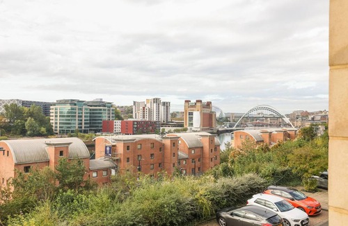 Newcastle-upon-Tyne Apartment | River View in Newcastle Upon Tyne