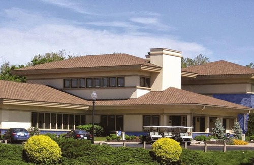 Indianapolis Apartment | Riverbend 1BD 3 - One Bedroom Apartment, Sleeps 2