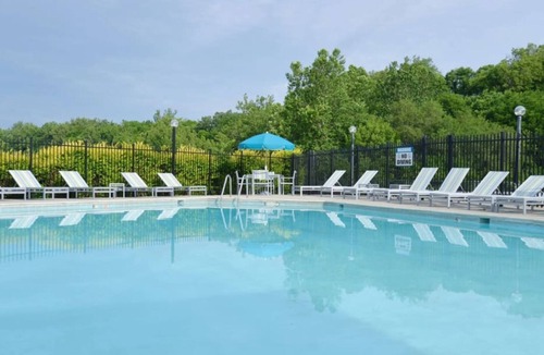 Indianapolis Apartment | Riverbend 2BD 2 - Two Bedroom Apartment, Sleeps 4