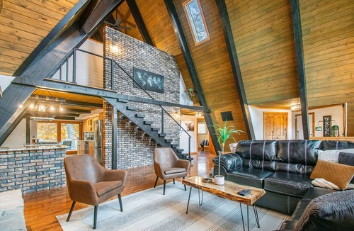 Bristol House | Riverhaven! Gorgeous A-Frame On St Joe River!