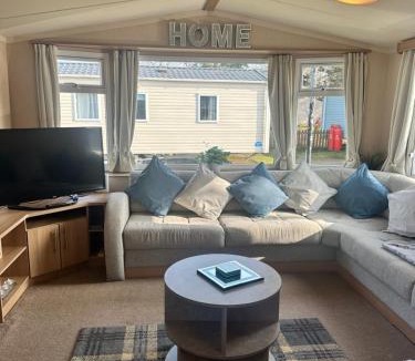 Berwick-upon-Tweed Resort | Riverside 35 - Haggerston Castle