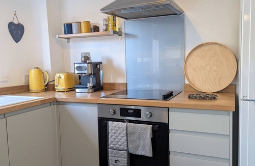 Newcastle-upon-Tyne House | Riverside Home. 3 Bedroom. Free Parking. 10 mins to Newcastle Centre