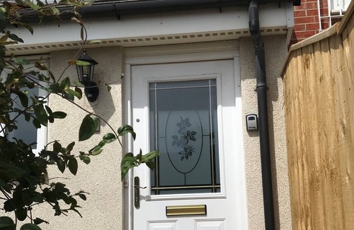 Newcastle-upon-Tyne House | Riverside Home. 3 Bedroom. Free Parking. 10 mins to Newcastle Centre