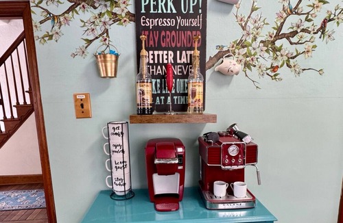 Lawrenceburg House | Riverside Storybook Cottage