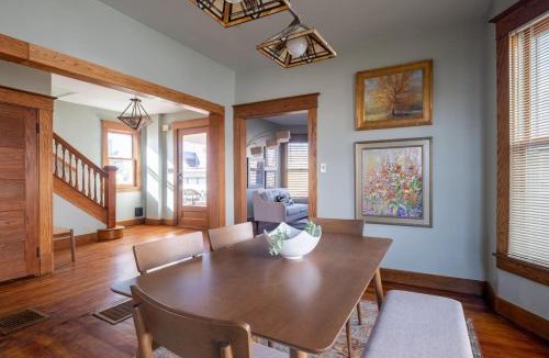 Columbus House | Robin's Egg, Private Downtown, Pet-Friendly Gem