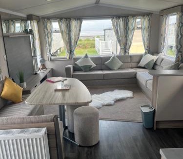 Southerness Resort | Robinson retreats Southerness pet friendly caravan with sea views