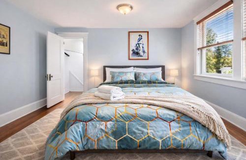 Saint Joseph Apartment | Rock & Roll Retreat in the Heart of Louisville
