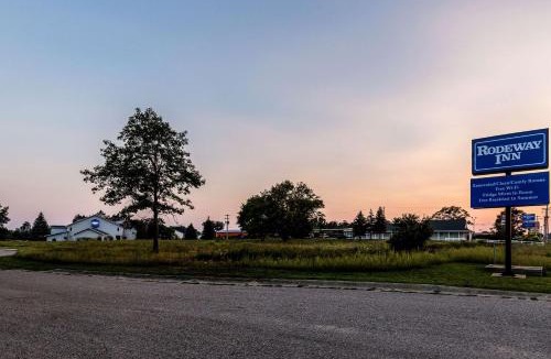 Ludington Hotel | Rodeway Inn Ludington