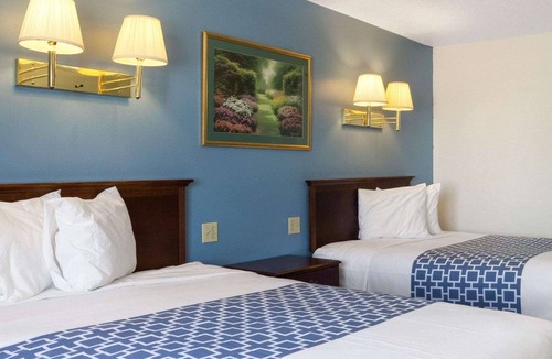 West Fargo Hotel | Rodeway Inn West Fargo Main Ave.