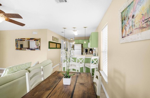 Seagrove Beach Condo | Rollin Tide Villas- Rollin Tide B9