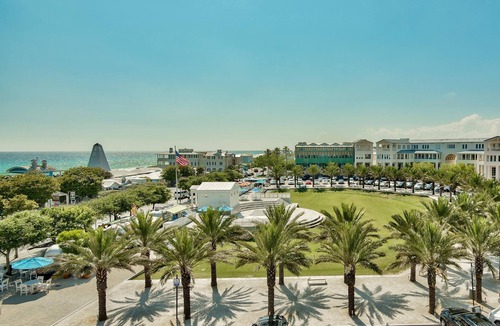 Seagrove Beach Condo | Rollin Tide Villas- Rollin Tide B9