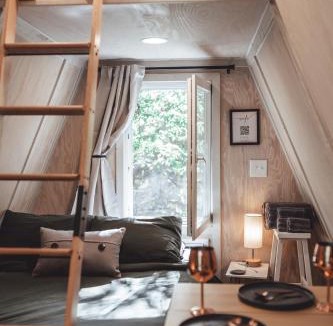 Rockbridge Apartment | Romantic A-Frame Couples Retreat Cozy and 12 Acres