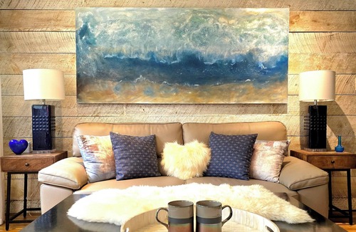Sandisfield House | Romantic weekend getaway for two! featuring a fireplace and hot tub,