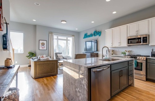 Haynes Area House | Rooftop Retreat w/Skyline Views!