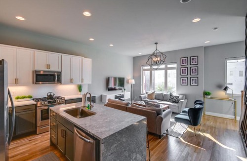 Haynes Area House | Rooftop Skyline Views! Home 5 Mi to Dtwn Nashville