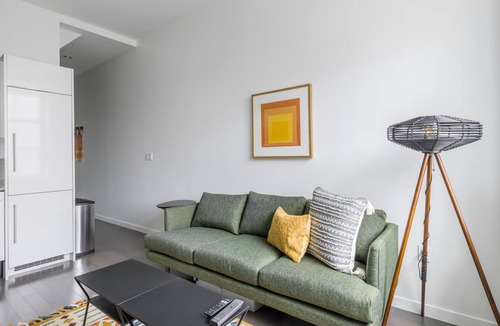 Boston Financial District Apartment | Roomy Downtown Studio w/Gym & Laundry, nr Shopping, by Blueground