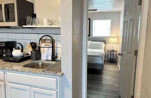 Central Oklahoma City Apartment | Roomy, well-located 1BR near Integris Children's — a great fit for work stays #20B