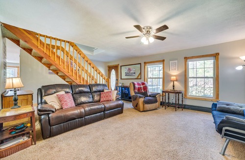 Higgins Lake House | Roscommon Vacation Rental ~ 1 Mi to Higgins Lake!