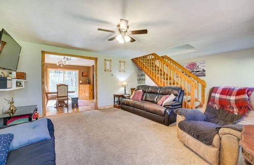 Higgins Lake House | Roscommon Vacation Rental ~ 1 Mi to Higgins Lake!