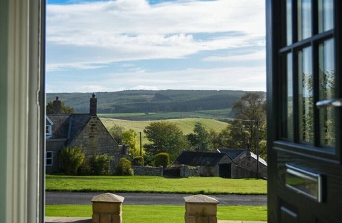 Elsdon Cottage | ROSE COTTAGE (ELSDON), pet friendly, with open fire in Elsdon