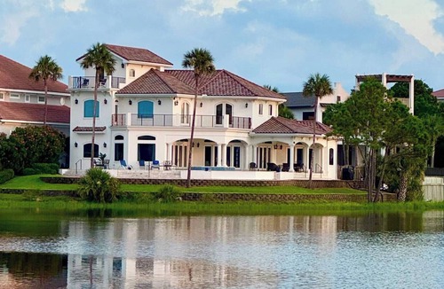 Destin Villa | Rose of Destin - Sleeps 12 - Mediterranean styling on 4-Prong Lake!