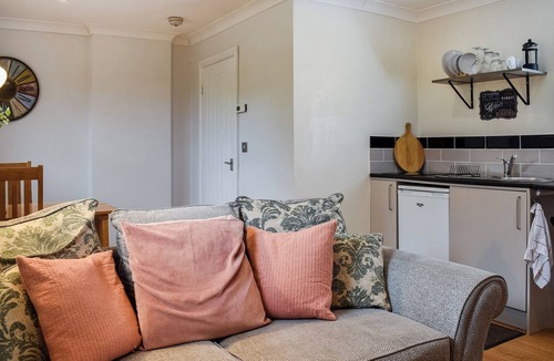 Newcastle-upon-Tyne Cottage | Roxy's Cottage - UK44687