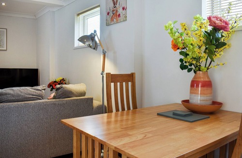 Newcastle-upon-Tyne Cottage | Roxy's Cottage - UK44687