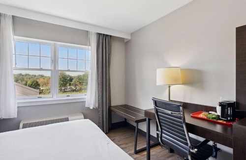 Southern Coast Hotel | Saco Bay Hotel