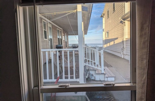 Salisbury Cottage | Salisbury beach Oceanside Cottage