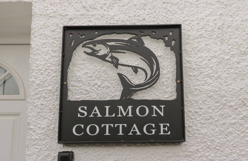Norham Cottage | SALMON COTTAGE, pet friendly, character holiday cottage in Norham