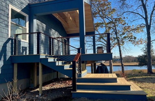 Fairhaven House | Salt Marsh Sanctuary on Nasketucket Bay-the Blu Haus!