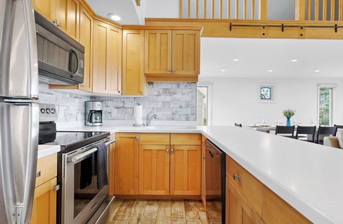 Scarborough House | Salty Dolphin by Bayley Vacation Rentals