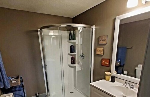 Port Clinton House | Sand Sun&Family Fun/Minutes to The Jet/Bring Dogs!