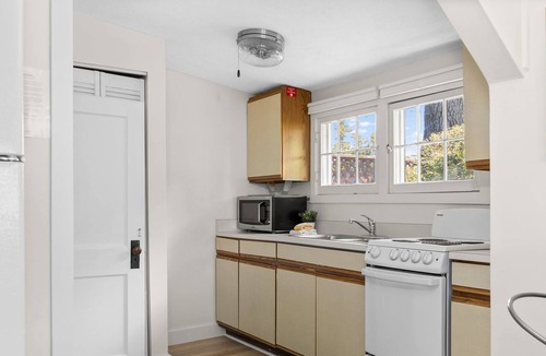 Traverse City Cabin | Sandpiper Cottage 3 S