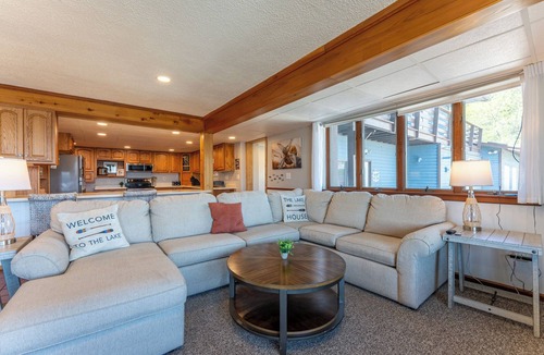 Ely House | Sandy Point Resort's Incredible Family Retreat