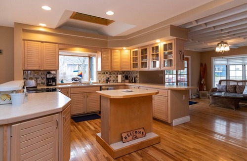 Hammondsport Cottage | Sapphire Shores Retreat: A Family Paradise on Keuka Lake!