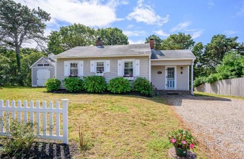 West Chatham House | Sarah-N-Dipity: Cozy Cottage Near Ridgevale Beach