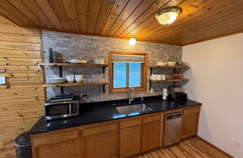 Ontonagon Resort | Scott's Superior Inn and Cabins
