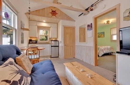 Scarborough Cottage | Sea Bisquit Cottage by the Ocean