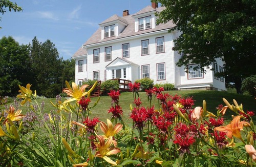 Corea House | Sea Captain's on 200 acres & Sand Beach, 5 mins to Acadia Nat'l Park at Schoodic