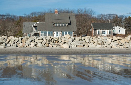 Fortunes Rocks Cottage | Sea Cottage at Fortunes Rocks