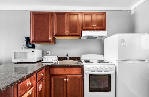 Crystal Beach Hotel | Sea Oats Motel